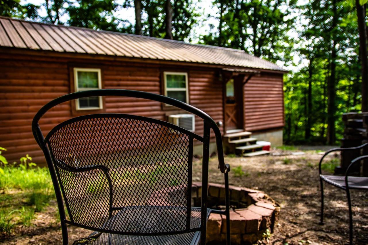 Avenwood Cabins Logan Luaran gambar