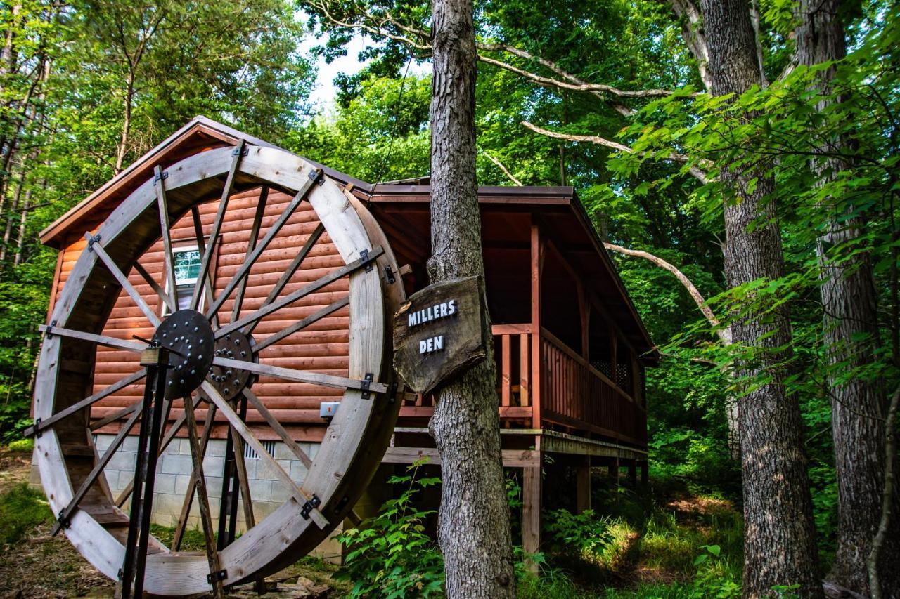 Avenwood Cabins Logan Luaran gambar