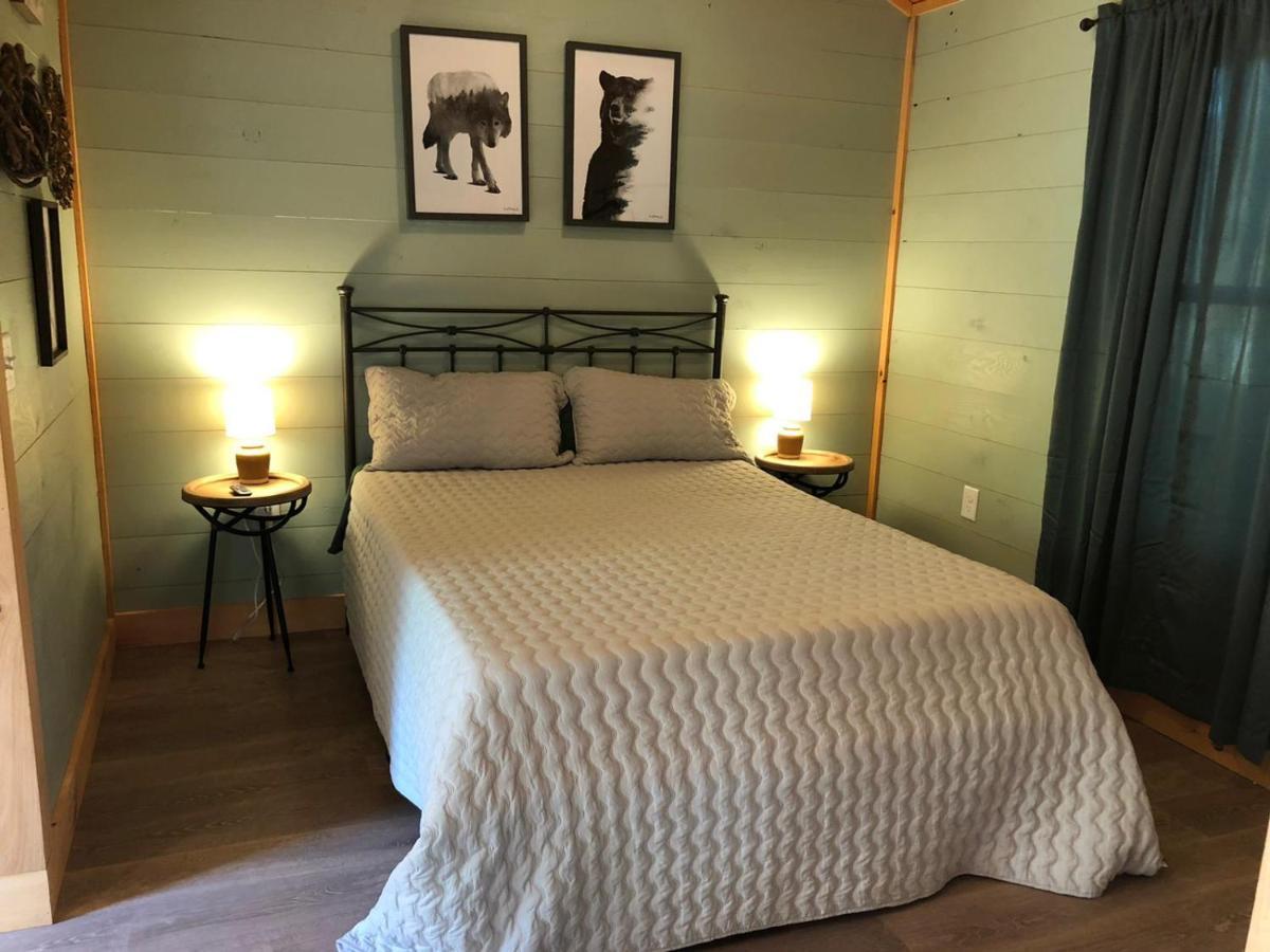 Avenwood Cabins Logan Luaran gambar